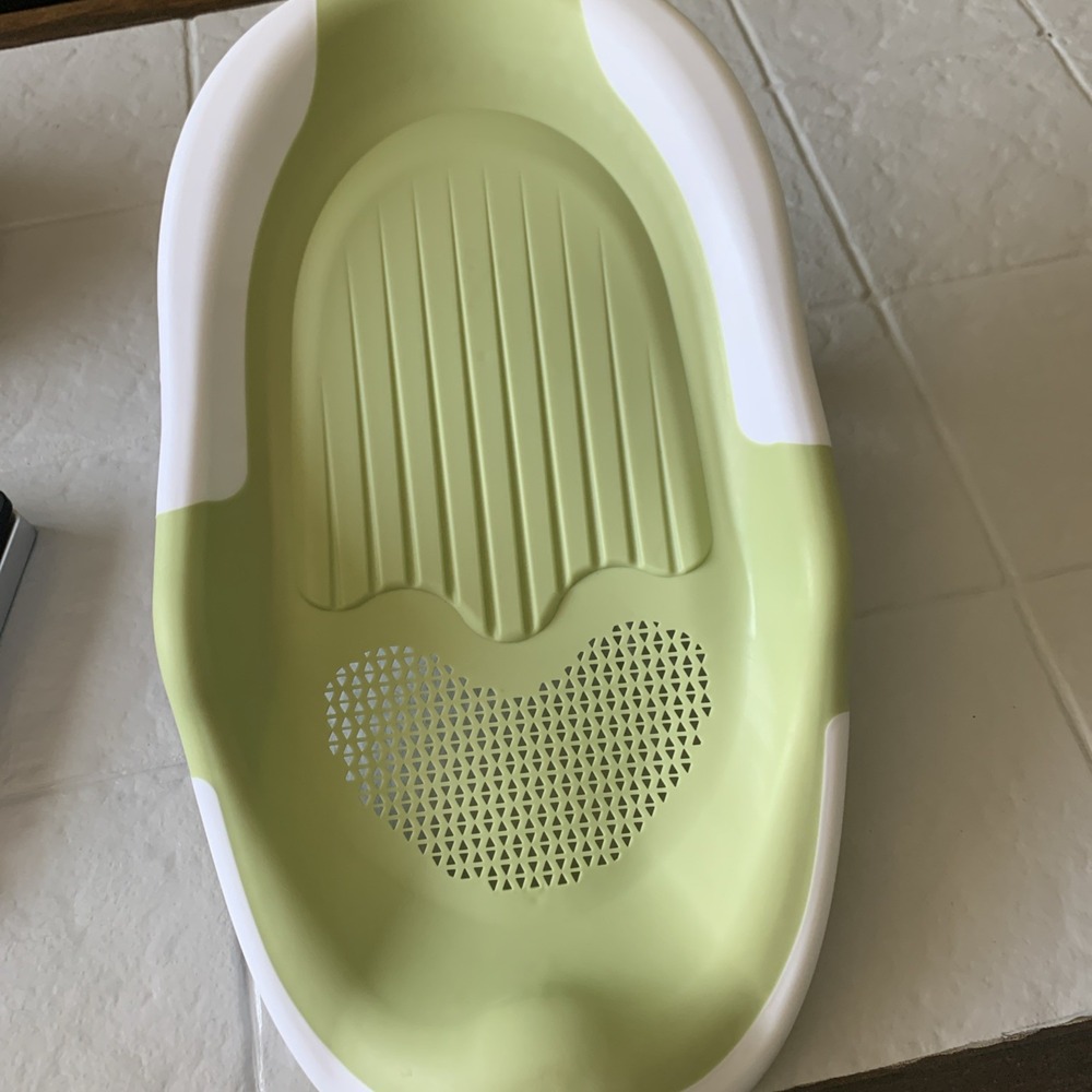 Hopscotch Infant Tub 22" X 12"